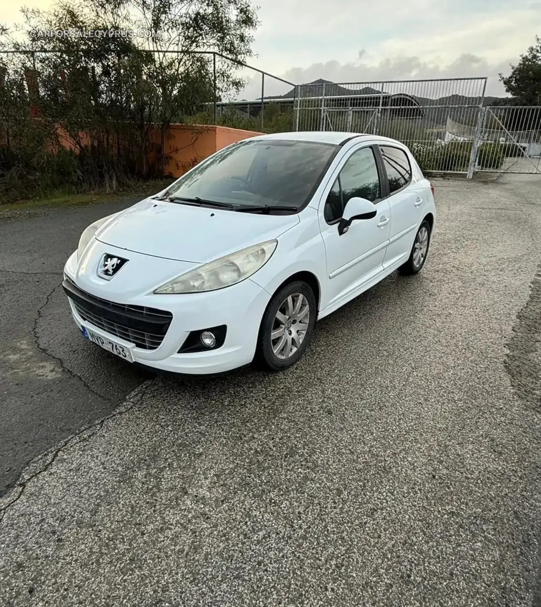 Peugeot 207 2011