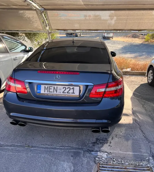 Mercedes-Benz E-Class 2009