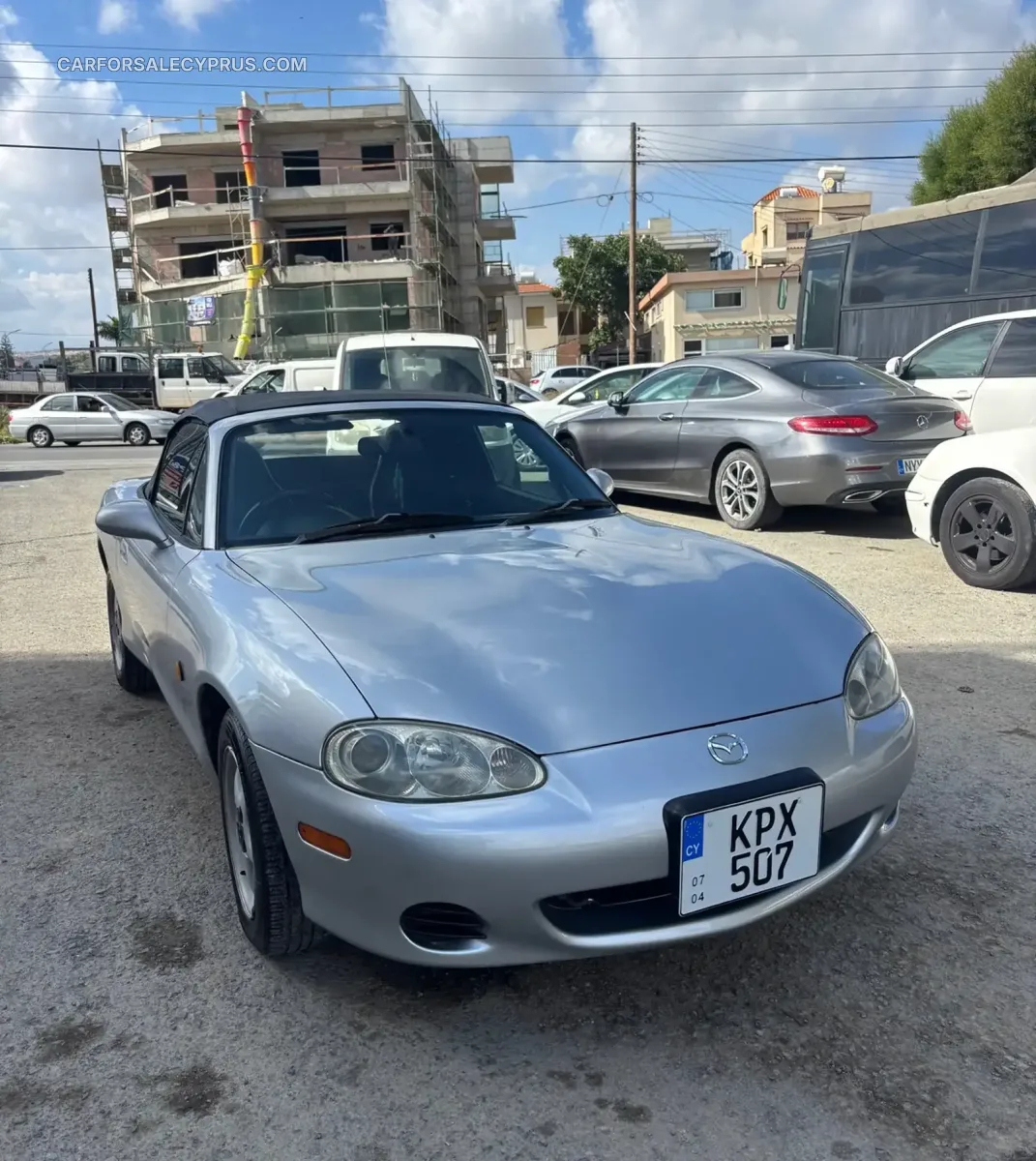Mazda MX-5 2004