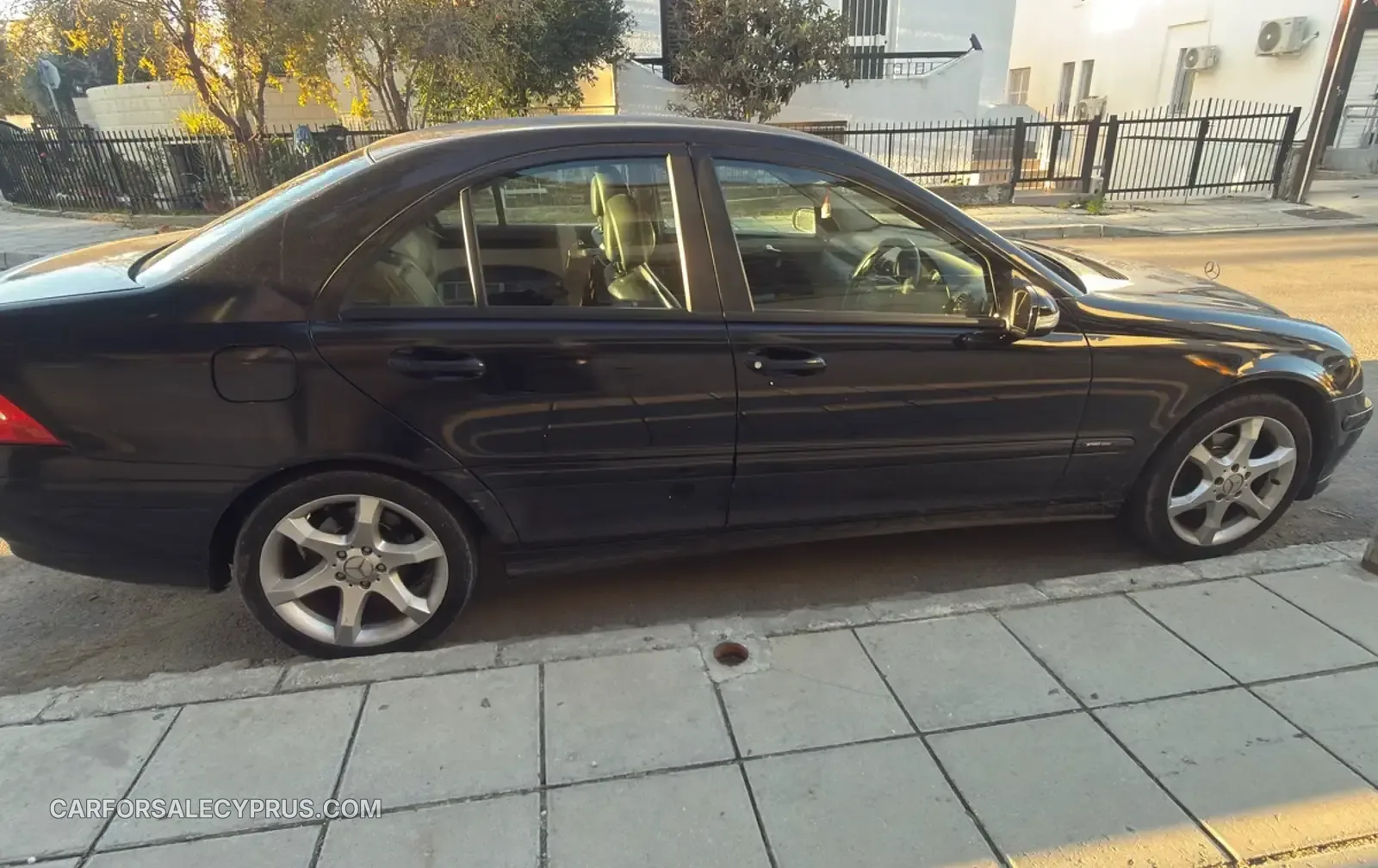 Mercedes-Benz C-Class 2006