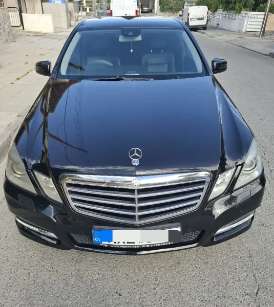 Mercedes-Benz E-Class 2010