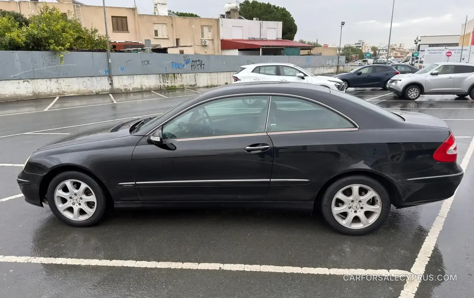 Mercedes-Benz CLK-Class 2004