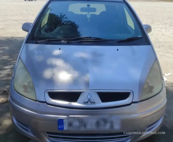 Mitsubishi Colt 2003