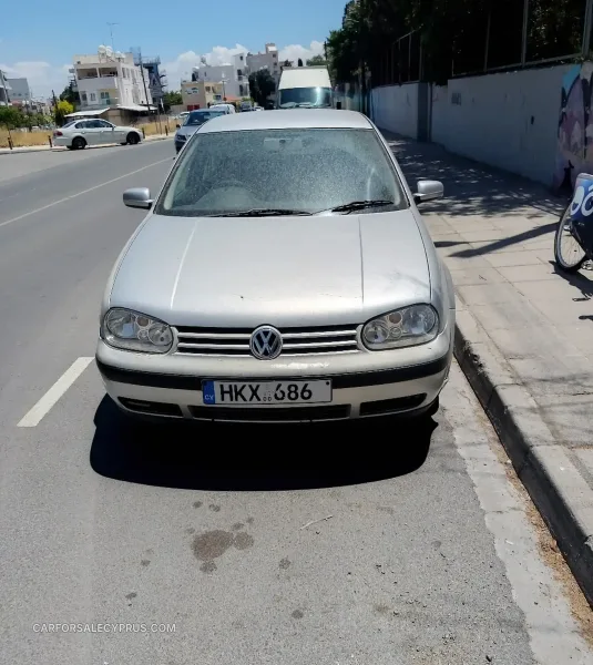 Volkswagen Golf 2000