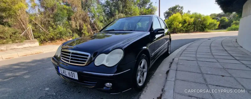 Mercedes-Benz C-Class 2005