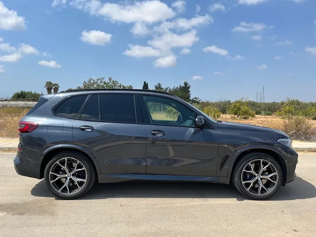 BMW X5 2021