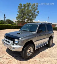 Mitsubishi Pajero 1997 – φωτογραφία 2
