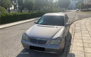 Mercedes-Benz C-Class 2005 – φωτογραφία 4