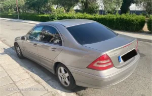 Mercedes-Benz C-Class 2005 – φωτογραφία 2