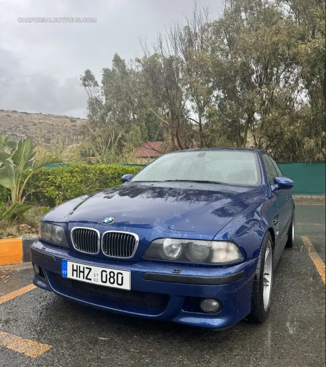 BMW M5 2000