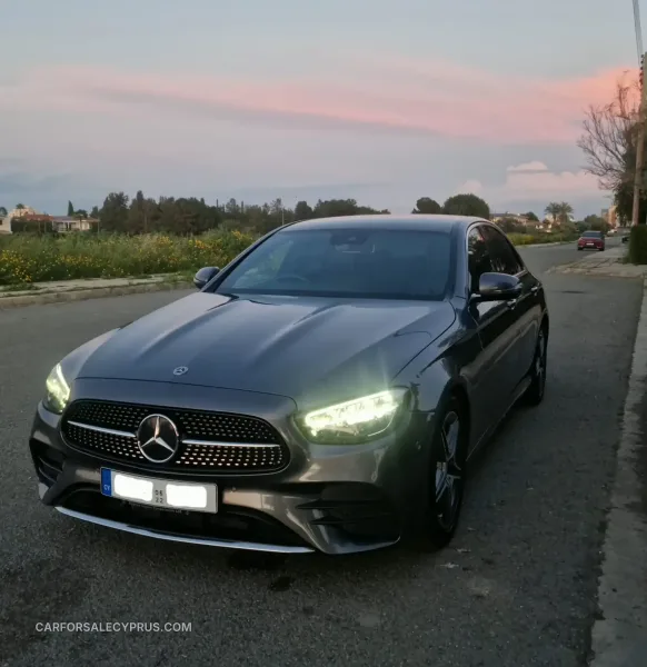 Mercedes-Benz E-Class 2022