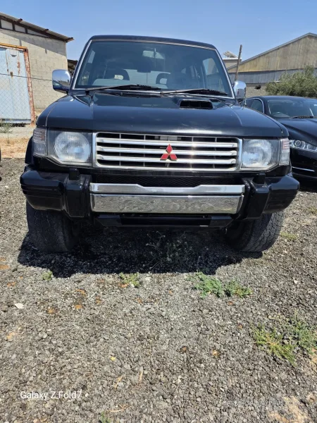 Mitsubishi Pajero 1998
