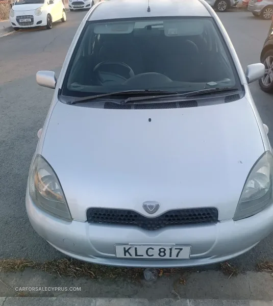 Toyota Vitz 2001