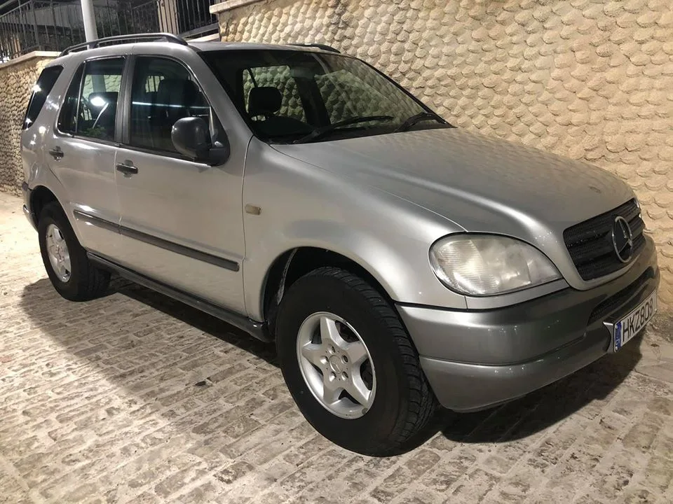 Mercedes-Benz ML-Class ML320 2000