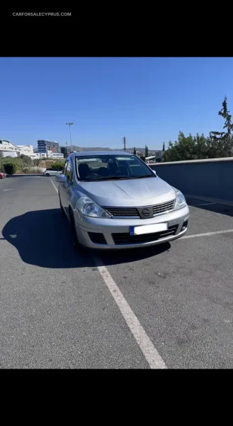 Nissan Tiida 2013