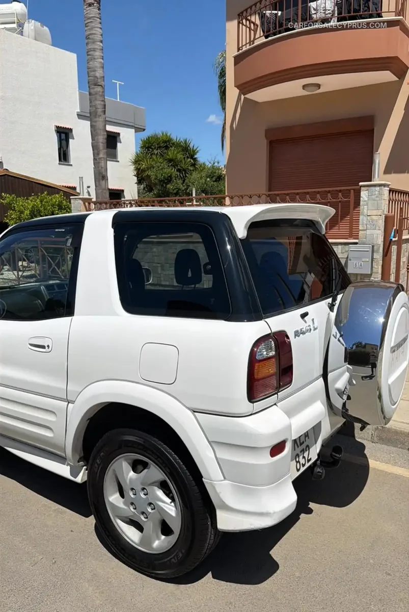 Toyota RAV4 1998