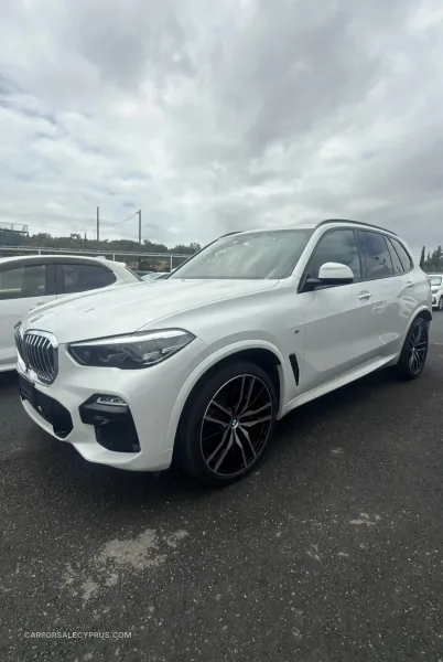 BMW X5 2021