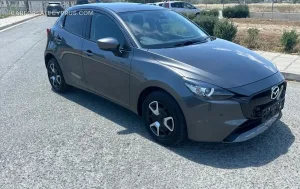 Mazda 2 2025 – φωτογραφία 3