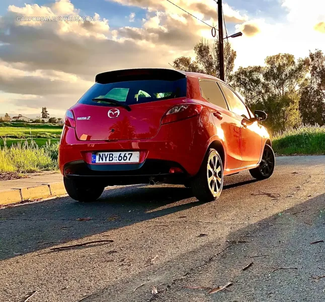 Mazda 2 2014