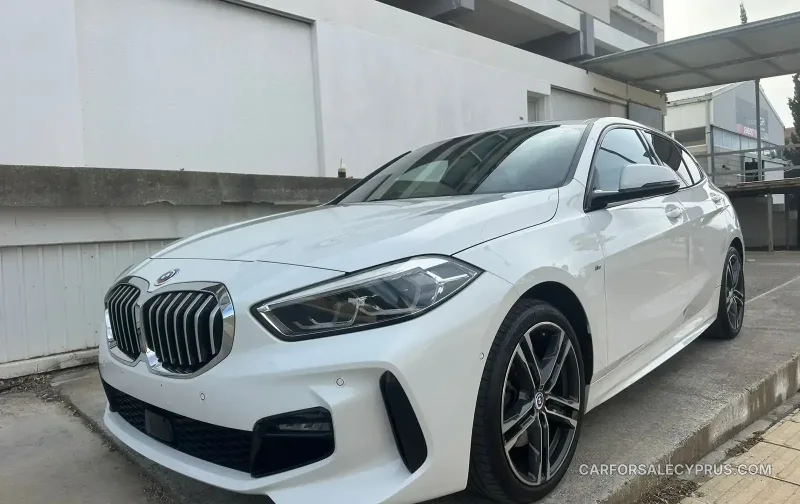 BMW Series 1 2022
