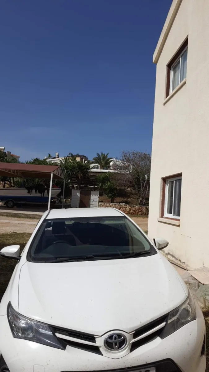 Toyota Auris 2014