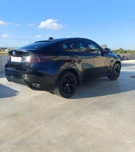BMW X6 2013
