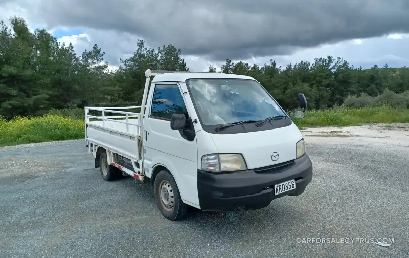 Mazda Bongo 2004