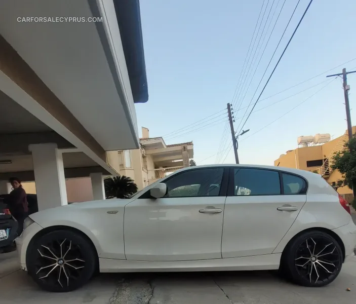 BMW Series 1 2011