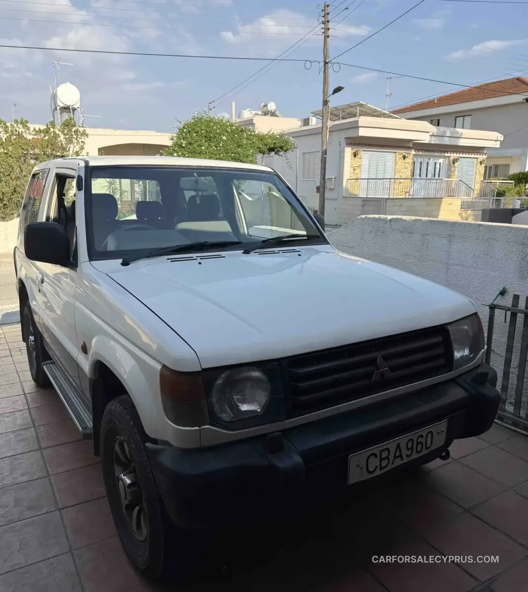 Mitsubishi Pajero 1993