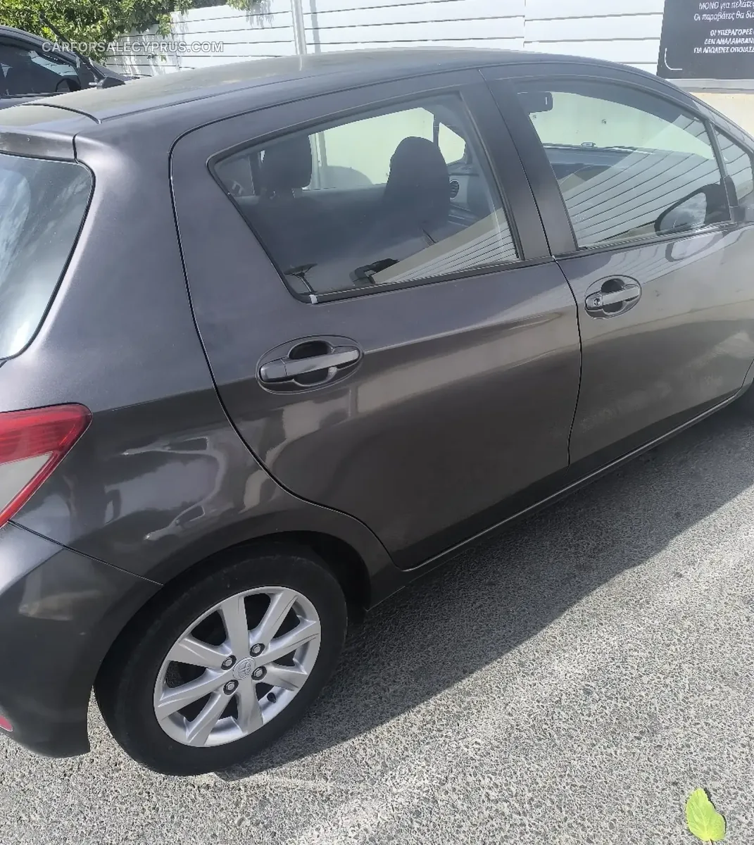 Toyota Yaris 2013