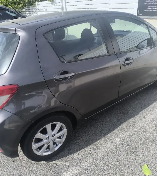 Toyota Yaris 2013