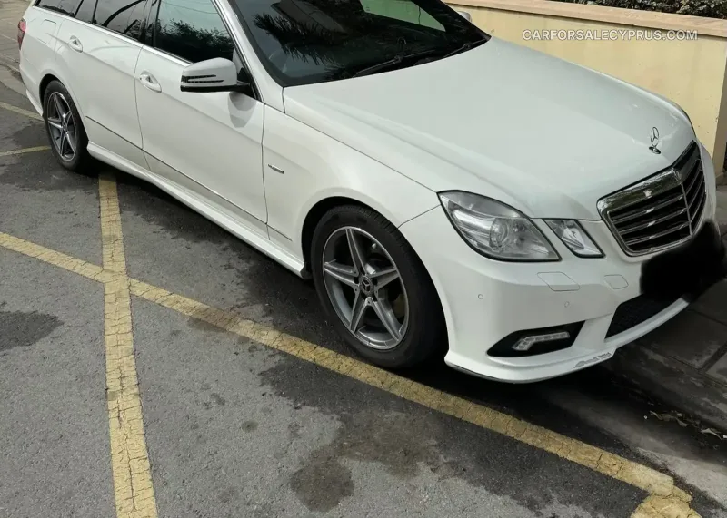 Mercedes-Benz E-Class 2011