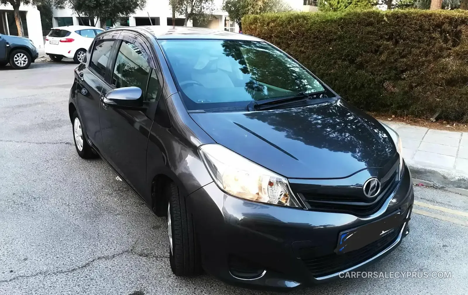 Toyota Vitz 2013