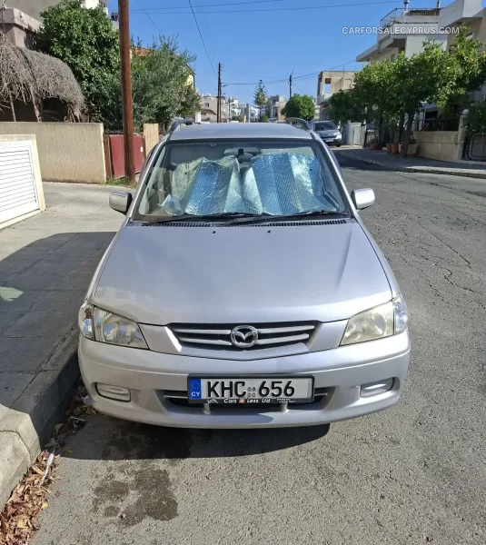 Mazda Demio 2000