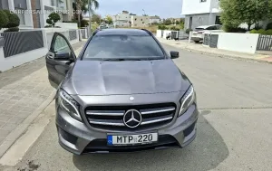 Mercedes-Benz GLA 2015