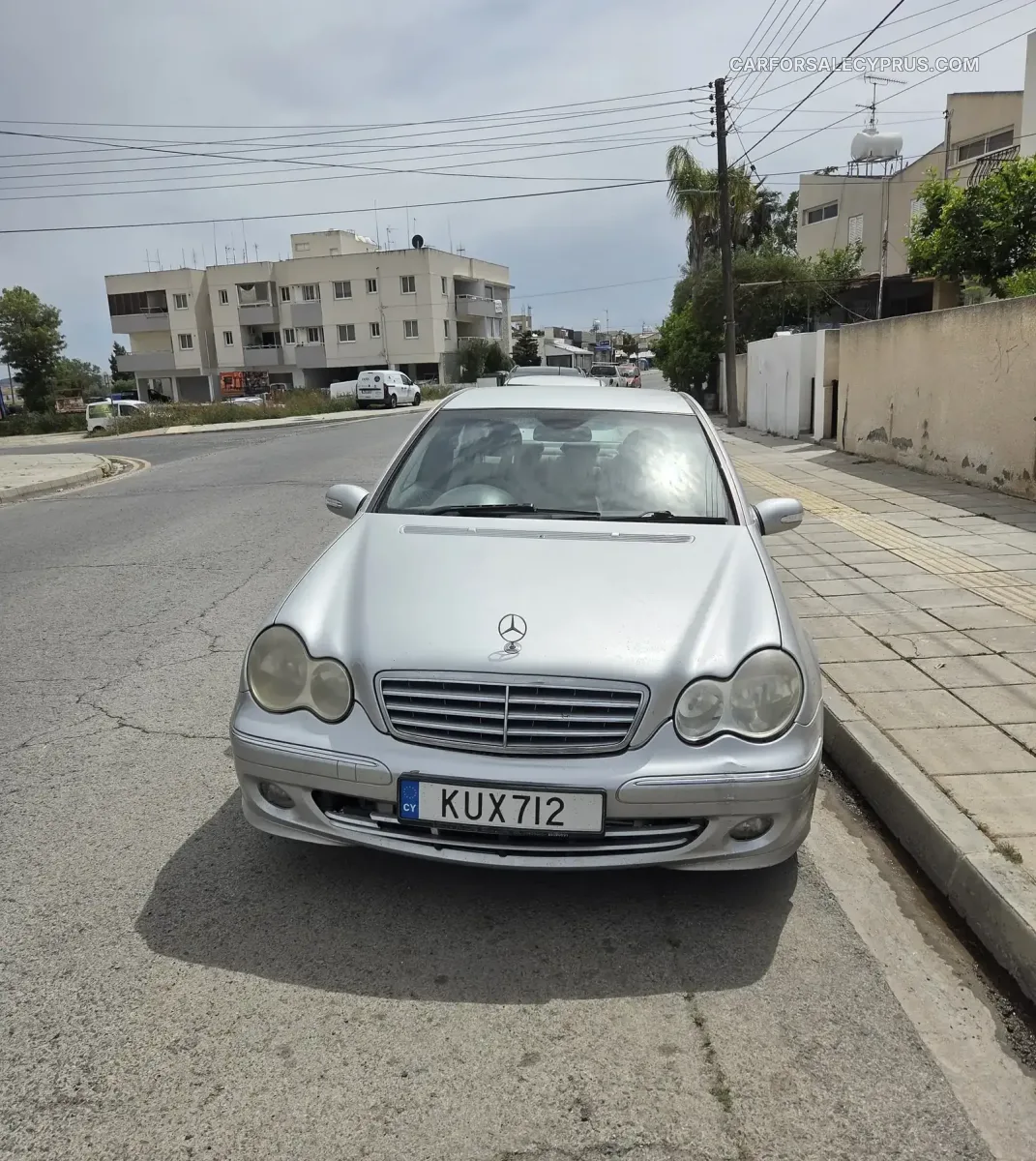 Mercedes-Benz C-Class 2006