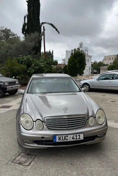 Mercedes-Benz E-Class 2003