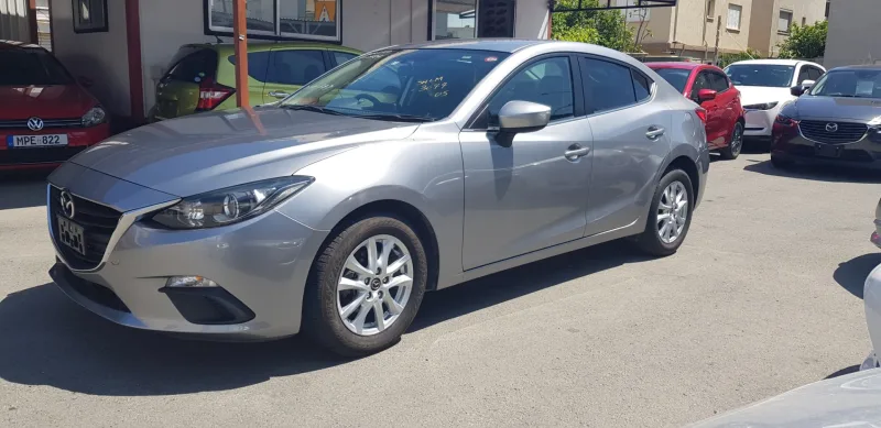 Mazda 3 2016