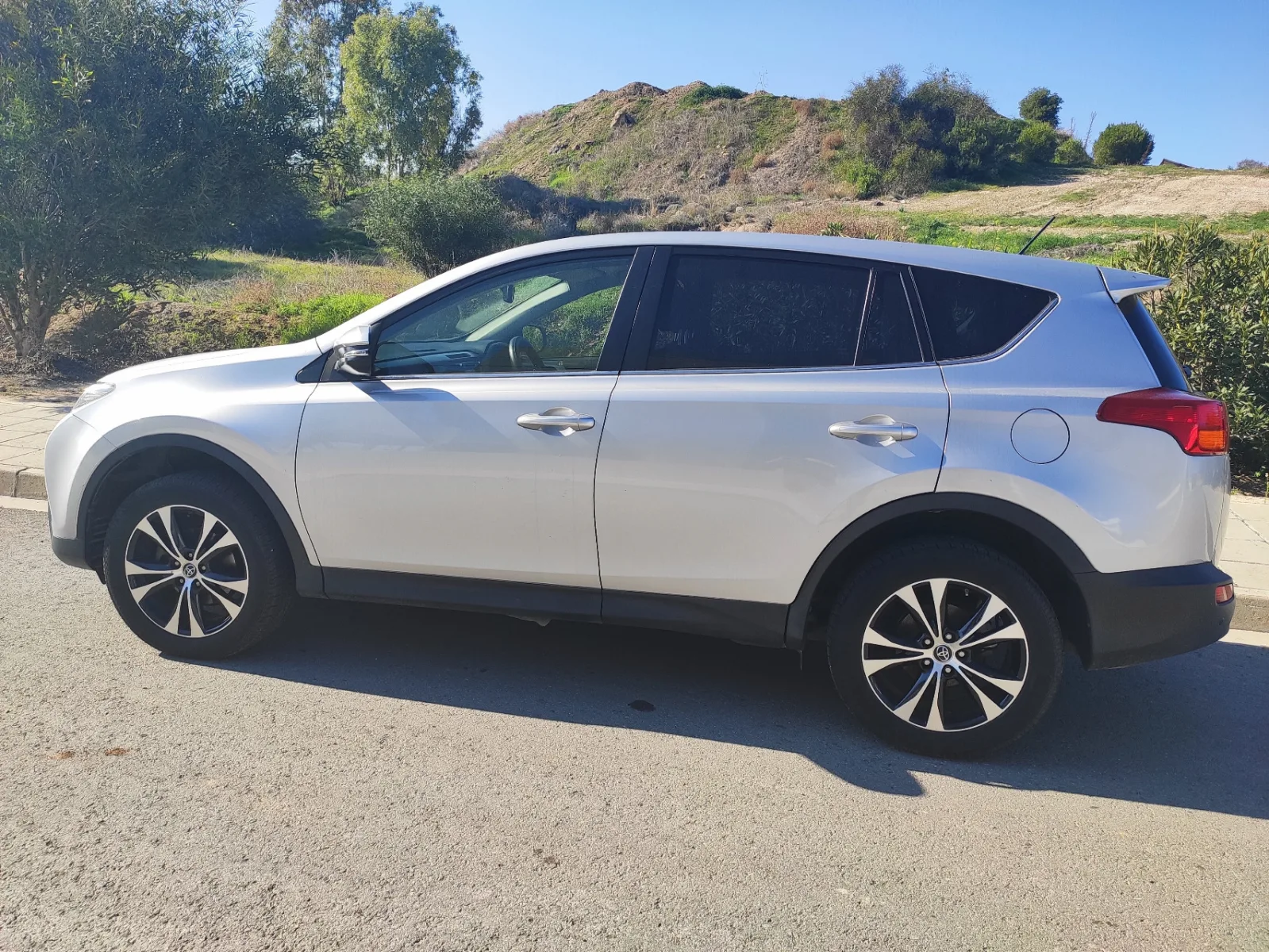 Toyota RAV4 2015