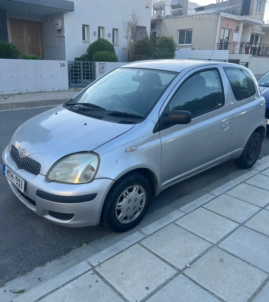 Toyota Yaris 2005