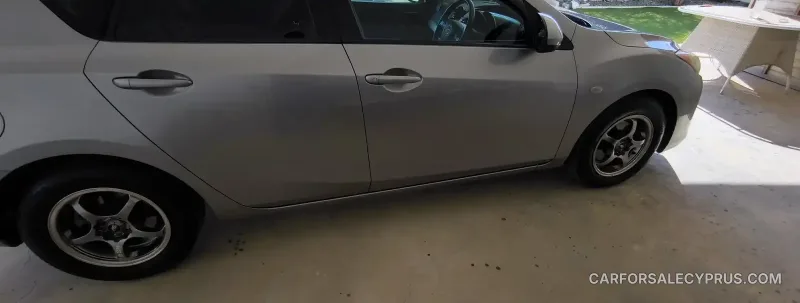Mazda Axela 2013