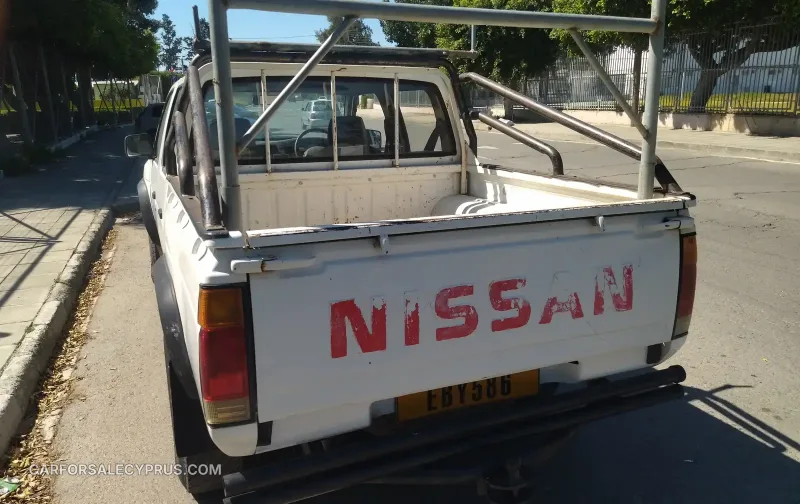 Nissan D21 1995