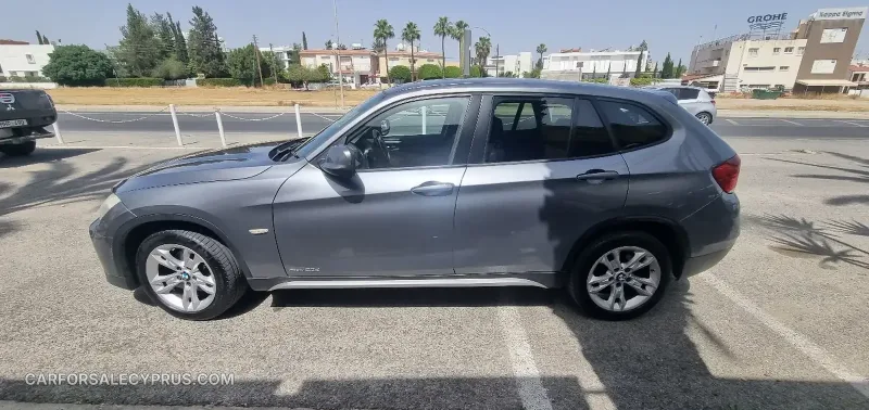 BMW X1 2011