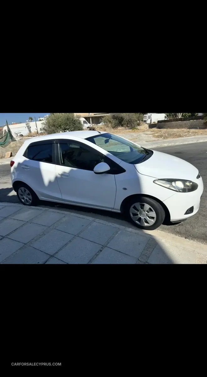 Mazda Demio 2009