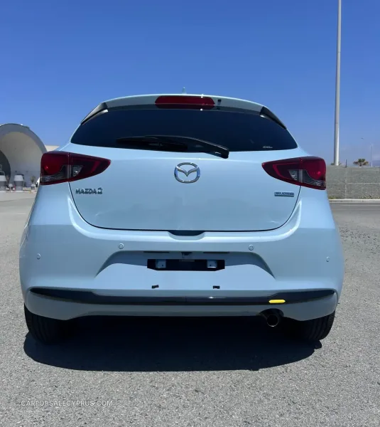 Mazda 2 2023
