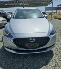 Mazda 2 2022