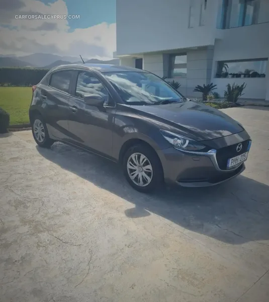 Mazda 2 2020
