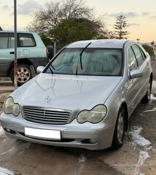 Mercedes-Benz C-Class 2003