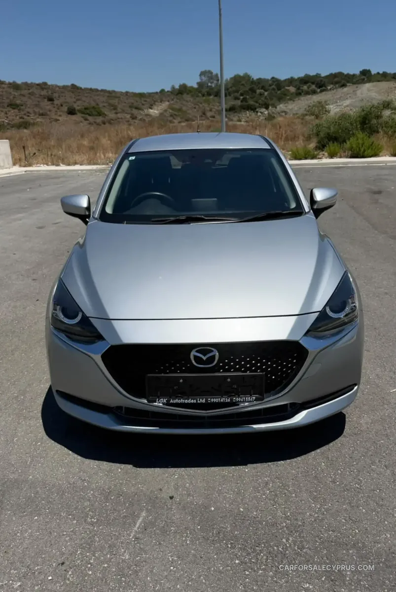 Mazda 2 2022