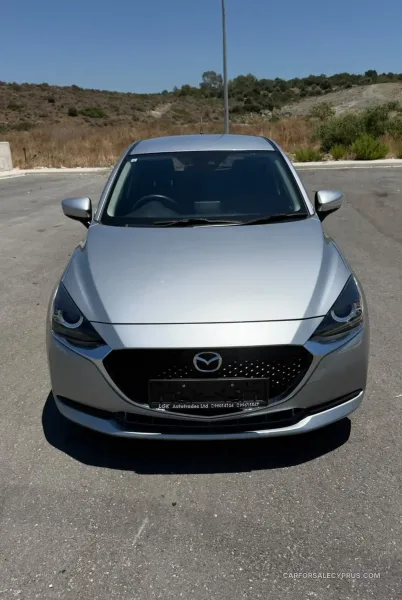 Mazda 2 2022